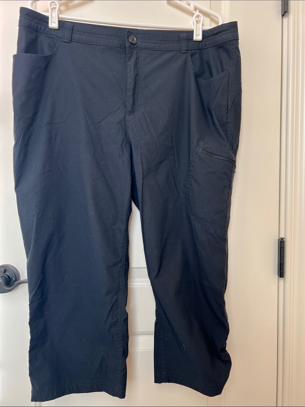 Eddie Bauer lightweight Black Outdoor Activewear Performance Cargo Pants 16